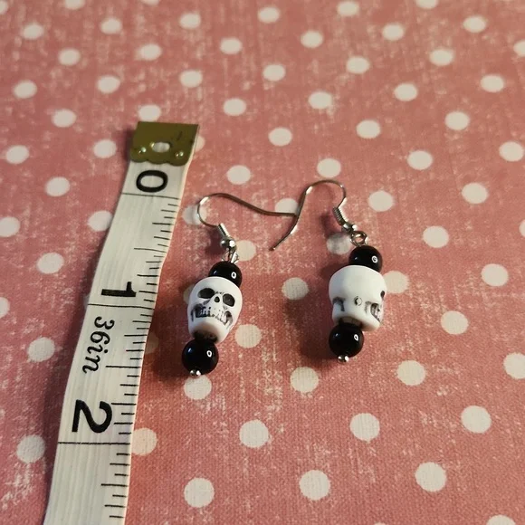Skull earrings  sp13 - Picture 3 of 3